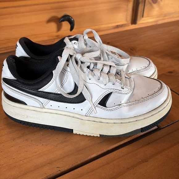 Nike Gamma force black and white — womens sz 6.5 - Picture 4 of 12